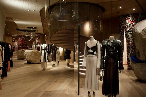 alexander mcqueen store london.